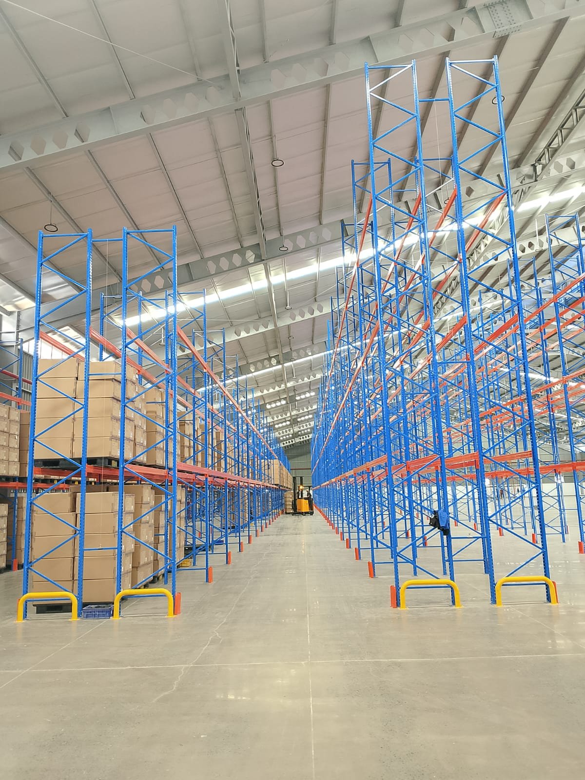 Foto pendukung halaman gudang pabrik pelumas — Perkasa Racking TAP (3)