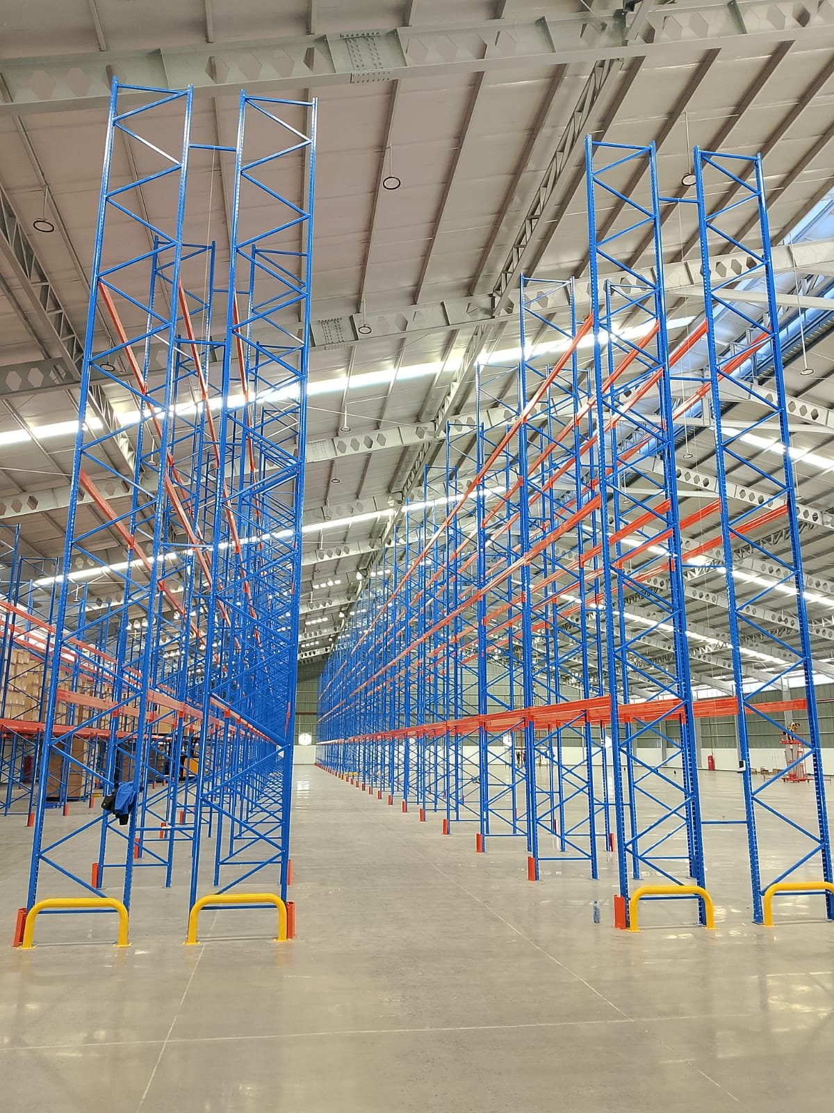 Foto pendukung halaman gudang pabrik pelumas — Perkasa Racking TAP (4)
